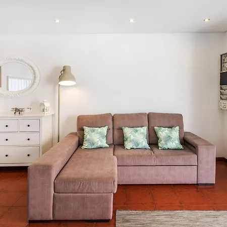 Vale Da Canada Sleeps 8 With Pool And Wifi *
